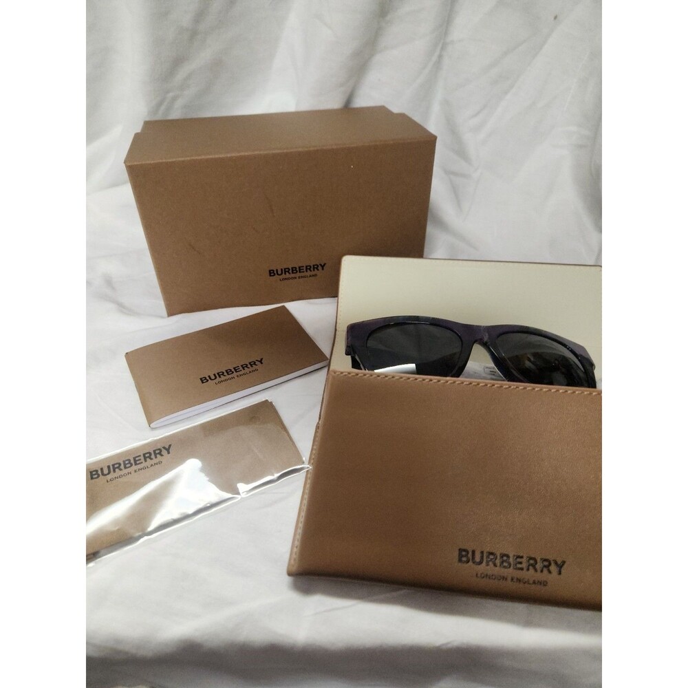 Burberry Cat Eye Women's BE4424 Sunglasses Purple Plaid Frame - Picture 8 of 10